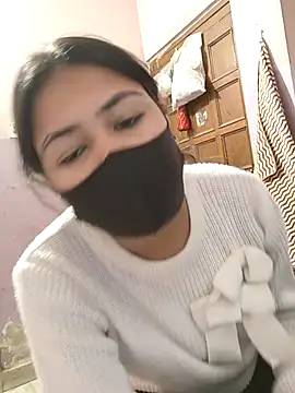 Snapshot of sanu_07 chatting on 02/05/26, 05:01 sanu 07 online show from 02/05/26, 05:01