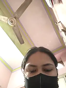 Snapshot of sanu_07 chatting on 02/10/26, 05:33 sanu 07 online show from 02/10/26, 05:33