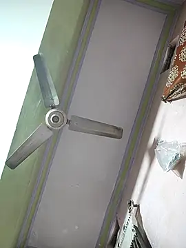 Snapshot of sanu_07 chatting on 02/28/26, 05:08 sanu 07 online show from 02/28/26, 05:08