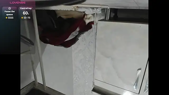 soska26 online show from 10/22/25, 02:06