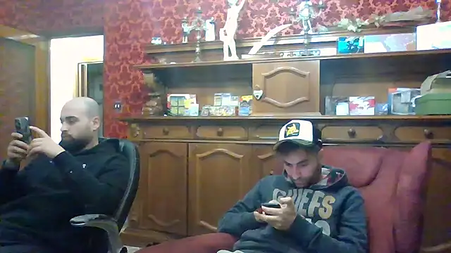 Torissimo92 online show from 02/04/26, 05:41