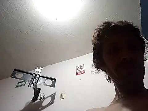 Snapshot of githot chatting on 03/09/26, 08:18 githot online show from 03/09/26, 08:18