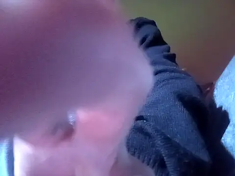 Snapshot of githot chatting on 03/27/26, 08:48 githot online show from 03/27/26, 08:48