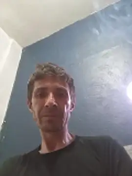 Snapshot of githot chatting on 05/16/26, 06:43 githot online show from 05/16/26, 06:43