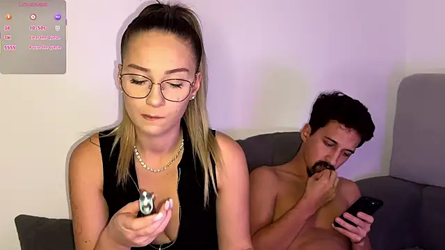 ScarlettSmithX online show from 11/02/25, 08:00