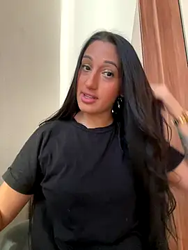 szabina07 online show from 11/09/25, 11:41