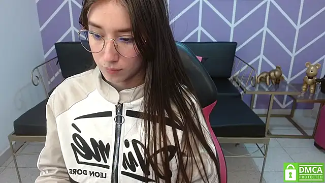 Adhara Kitten online show from 09/23/25, 01:03