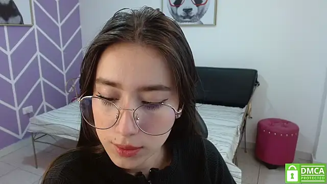 Adhara Kitten online show from 10/05/25, 01:09