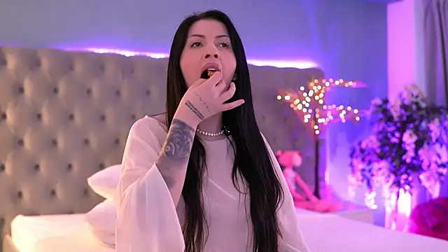 SofiBabe online show from 03/31/26, 05:30