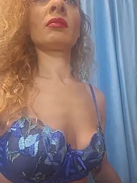 Snapshot of aellabeyonce chatting on 11/30/25, 10:30 aellabeyonce online show from 11/30/25, 10:30