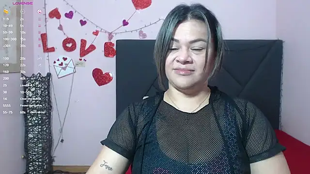 Snapshot of pamela_echeverria chatting on 05/01/26, 11:48 pamela echeverria online show from 05/01/26, 11:48