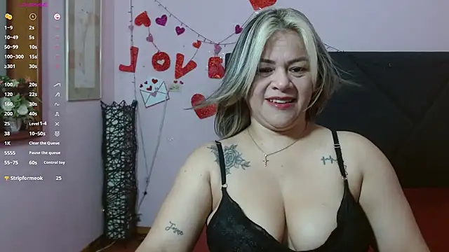 Snapshot of pamela_echeverria chatting on 05/29/26, 11:19 pamela echeverria online show from 05/29/26, 11:19