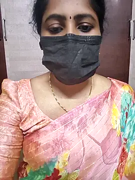 Snapshot of vasundhara26 chatting on 10/22/25, 06:29 vasundhara26 online show from 10/22/25, 06:29