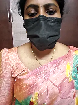 Snapshot of vasundhara26 chatting on 11/16/25, 06:02 vasundhara26 online show from 11/16/25, 06:02