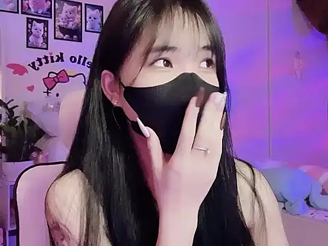 Snapshot of keelinnn19 chatting on 09/24/25, 06:44 keelinnn19 online show from 09/24/25, 06:44