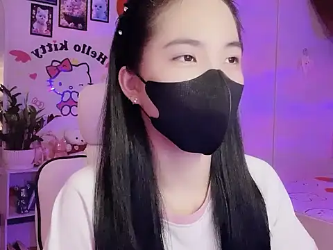 Snapshot of keelinnn19 chatting on 10/03/25, 05:54 keelinnn19 online show from 10/03/25, 05:54