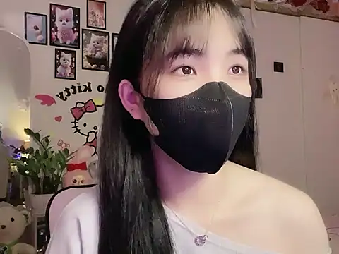 Snapshot of keelinnn19 chatting on 11/07/25, 07:36 keelinnn19 online show from 11/07/25, 07:36