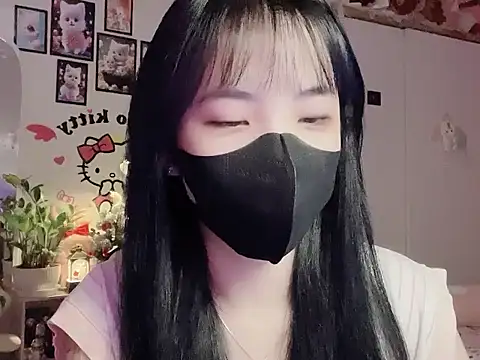 Snapshot of keelinnn19 chatting on 12/04/25, 07:44 keelinnn19 online show from 12/04/25, 07:44