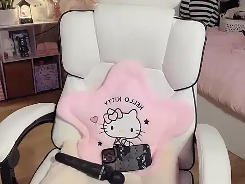 keelinnn19 online show from 01/06/26, 08:12