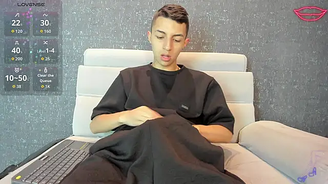 NickandAbby  online show from 10/14/25, 11:22