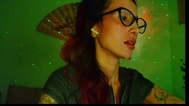 KiotoShine online show from 11/15/25, 07:43