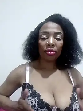 Snapshot of SEXYMOANSXX chatting on 09/16/25, 06:53 SEXYMOANSXX online show from 09/16/25, 06:53