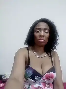 Snapshot of SEXYMOANSXX chatting on 10/03/25, 02:14 SEXYMOANSXX online show from 10/03/25, 02:14