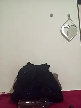 Snapshot of SEXYMOANSXX chatting on 03/19/26, 05:44 SEXYMOANSXX online show from 03/19/26, 05:44