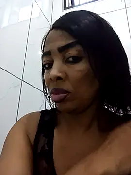 Snapshot of SEXYMOANSXX chatting on 04/04/26, 04:33 SEXYMOANSXX online show from 04/04/26, 04:33