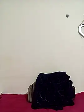 Snapshot of SEXYMOANSXX chatting on 04/05/26, 02:25 SEXYMOANSXX online show from 04/05/26, 02:25