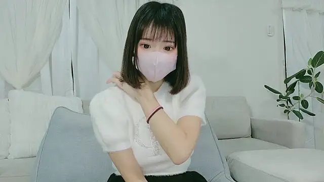 Snapshot of anone10101 chatting on 04/09/26, 11:04 anone10101 online show from 04/09/26, 11:04