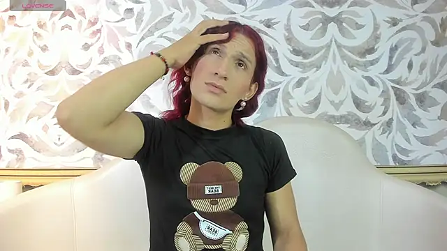 Snapshot of venus_firekiss chatting on 09/21/25, 03:52 venus firekiss online show from 09/21/25, 03:52