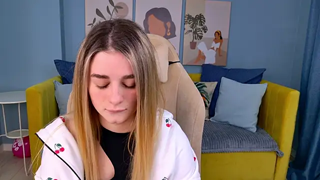 SweetyLicky online show from 01/17/26, 04:11