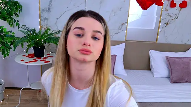 SweetyLicky online show from 02/14/26, 06:26