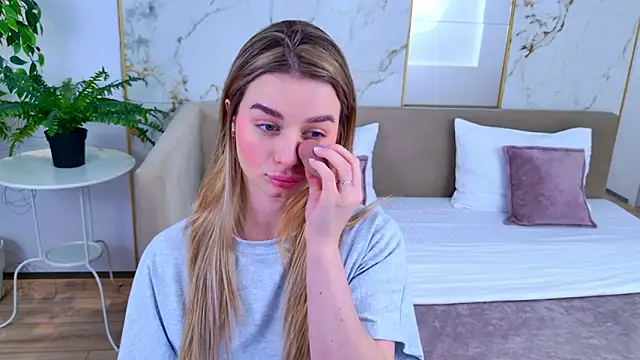 SweetyLicky online show from 02/20/26, 04:07