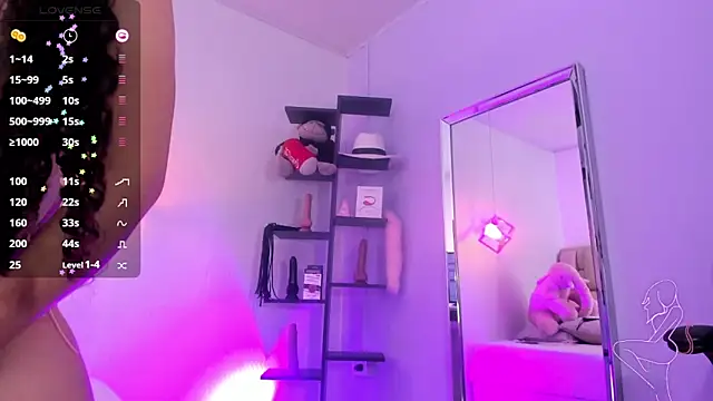 Snapshot of KIMMARSHALL1 chatting on 10/22/25, 02:45 KIMMARSHALL1 online show from 10/22/25, 02:45