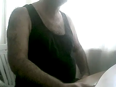 Snapshot of gerek27 chatting on 10/19/25, 12:06 gerek27 online show from 10/19/25, 12:06