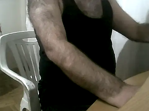 Snapshot of gerek27 chatting on 11/13/25, 11:25 gerek27 online show from 11/13/25, 11:25