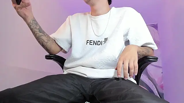 Fran Boy online show from 11/30/25, 02:15