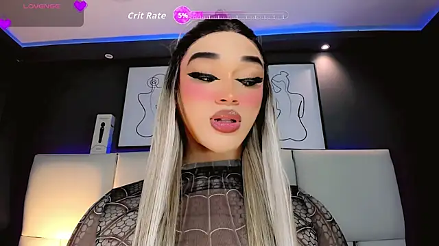 Valeriasmiithh online show from 10/17/25, 08:33