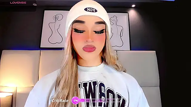 Valeriasmiithh online show from 10/26/25, 08:37