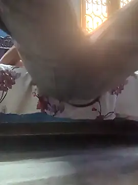 Corporatecouple online show from 10/19/25, 07:53