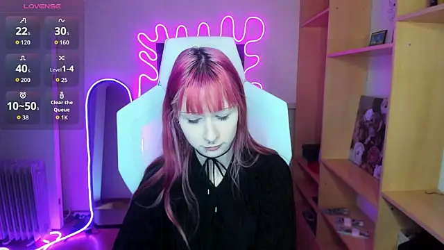 Snapshot of AmamiDark chatting on 09/25/25, 03:54 AmamiDark online show from 09/25/25, 03:54