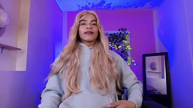 Katy bratz  online show from 09/29/25, 12:38