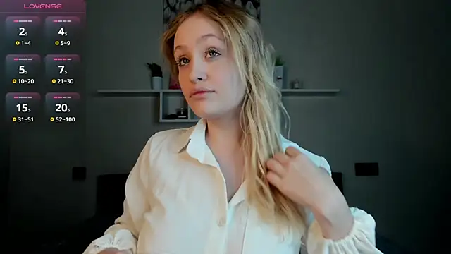 Julliakoill online show from 12/05/25, 08:01