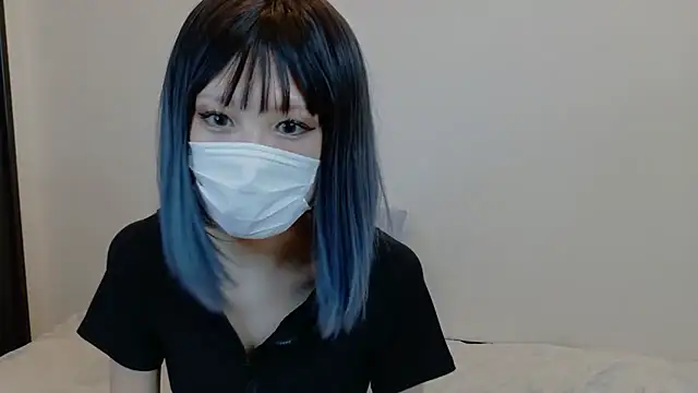 sarina at online show from 10/31/25, 04:24