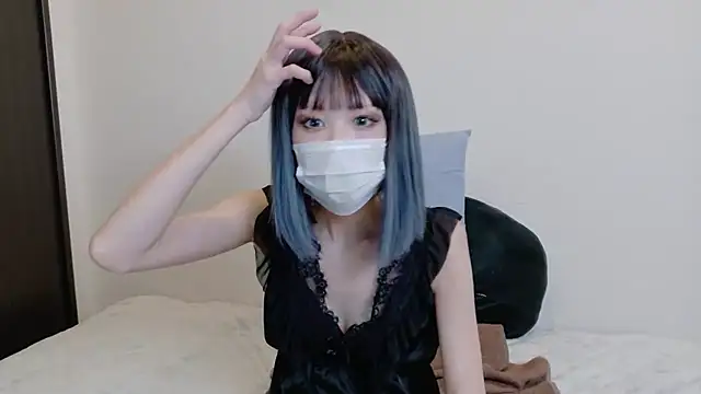 sarina at online show from 06/03/26, 09:34