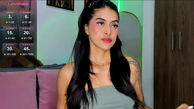 Snapshot of Valkyrie_sky chatting on 03/18/26, 04:48 Valkyrie sky online show from 03/18/26, 04:48