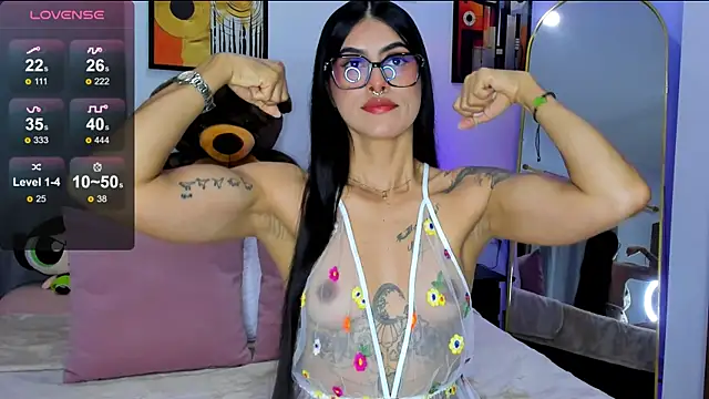 Snapshot of Valkyrie_sky chatting on 04/08/26, 03:39 Valkyrie sky online show from 04/08/26, 03:39