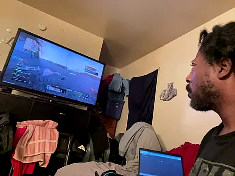 Snapshot of viceutk1 chatting on 09/28/25, 03:45 viceutk1 online show from 09/28/25, 03:45